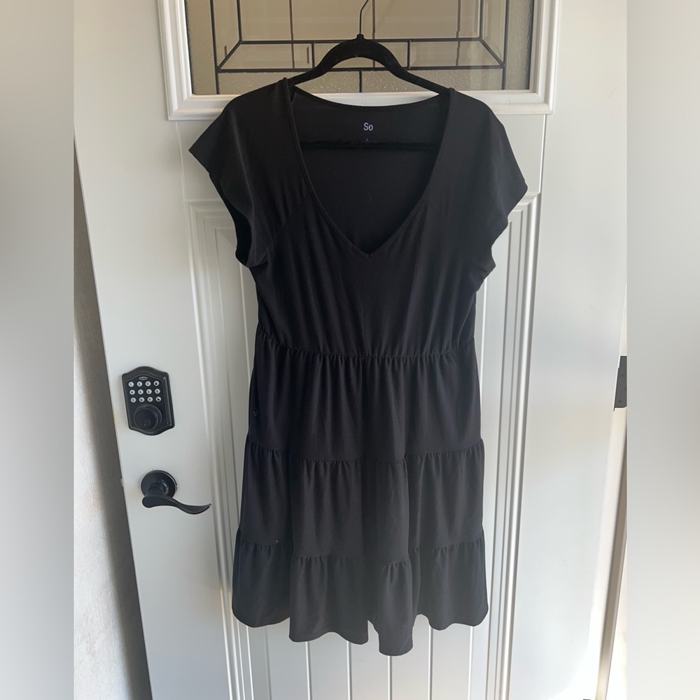 SO Black Ruffled Dress Size Large